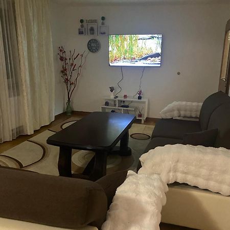 Apartment Dzeni ซาราเยโว ภายนอก รูปภาพ